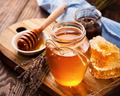 蜂蜜水的作用与功效 喝蜂蜜水竟然有这些好处！