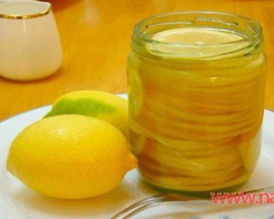 柠檬切片后保存的小方法 喜欢柠檬片泡水的你不可不知！